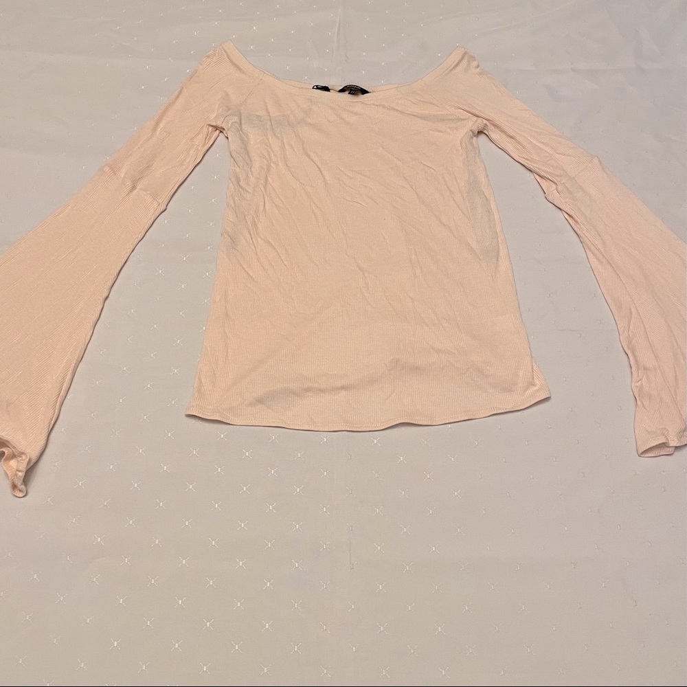 BUFFALO DB BNWT - Bell-sleeve ribbed top